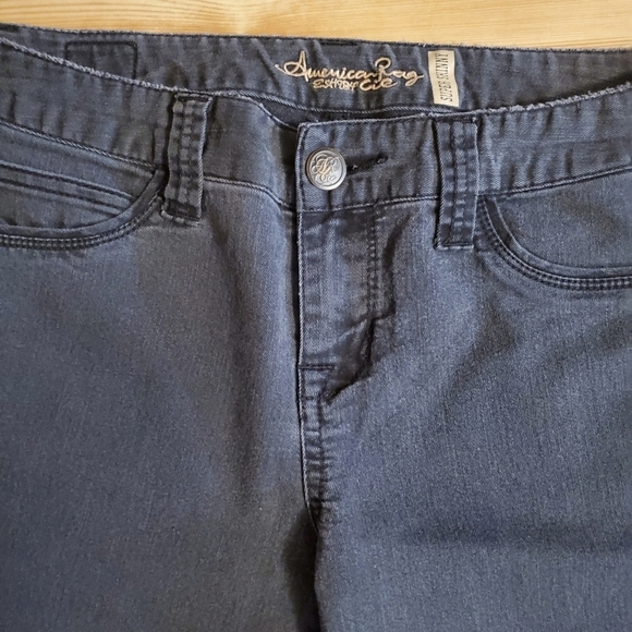 American Rag Women's Straight Legged Jeans - Picture 4 of 9